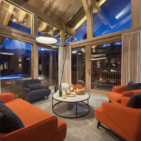 شقة Hidden In The Heights: A Luxurious Retreat *